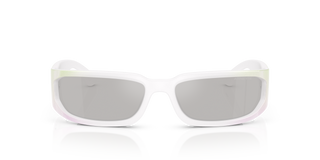 Opalescent White Gradient